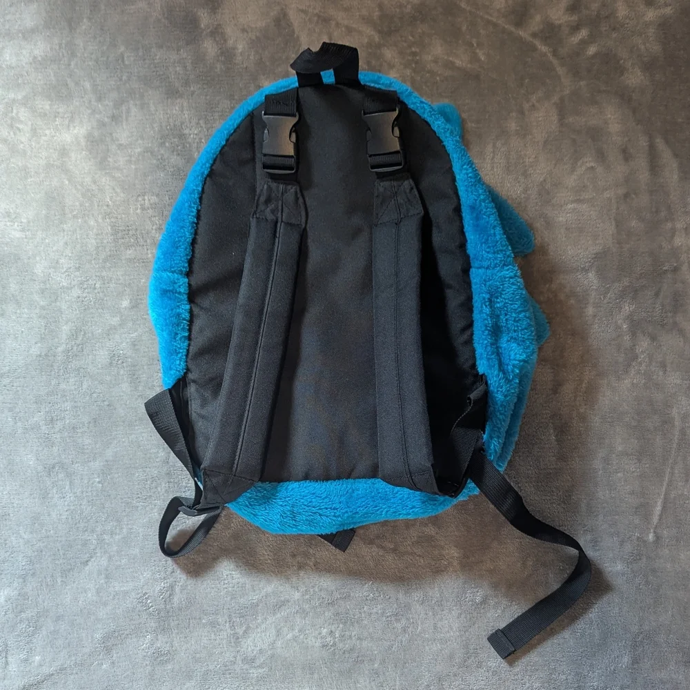 Sonic The Hedgehog Fuzzy Reversible Backpack